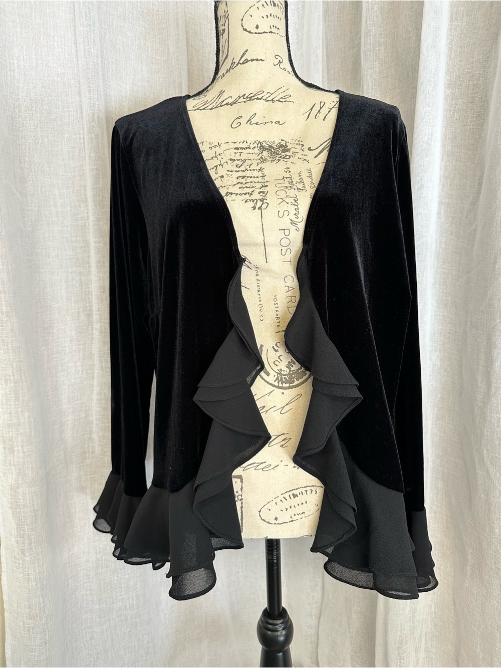 Vintage Black Velvet Ruffle-Front and bell sleeves Cardigan